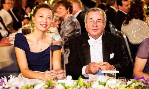 Arieh Warshel and Mrs Lu Chen at the table of honour. 