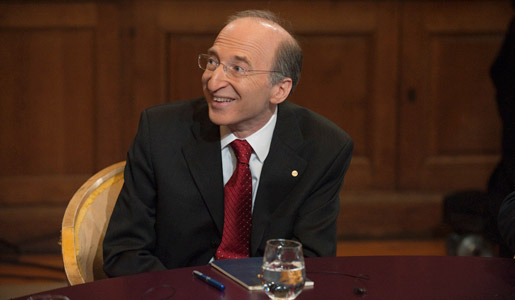 Saul Perlmutter at Nobel Media's taping of the TV-program Nobel Minds in the Bernadotte Library at the Royal Palace, 9 December 2011
